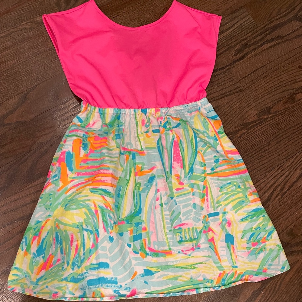 Lilly Pulitzer Girls Dress.  Size 6-7, Medium